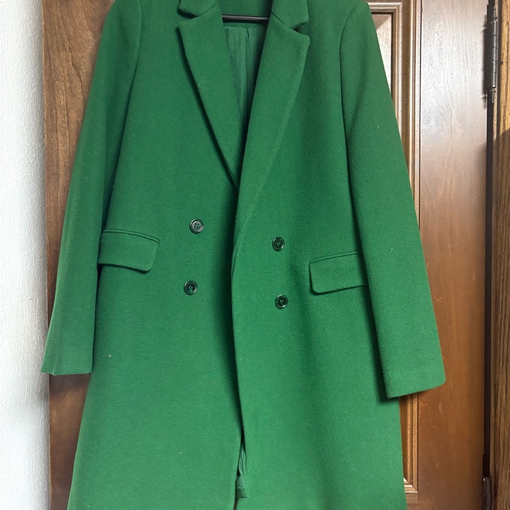 Stylish Green Double-Breasted Coat